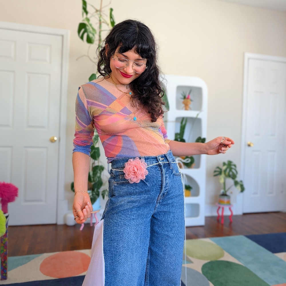 90s Y2K pink flower choker necklace - Picture 6 of 8